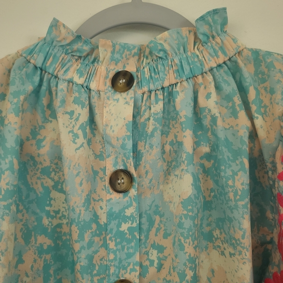 THM Blue and Pink Embroidered Puff Sleeve Floral Top Size S - Picture 5 of 6